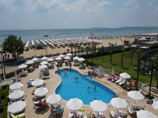 DIT EVRIKA BEACH CLUB HOTEL - AQUAPARK & SWIMMING POOLS